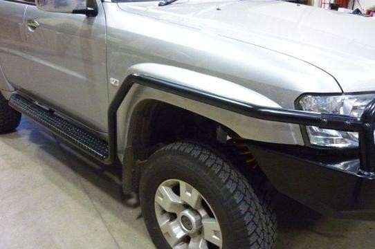 Ironman SSR001 пороги с защитой крыльев для Toyota Hilux 2005-2014