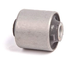 SteelStaff KB119 сайлентблок на заднюю нижнюю продольную тягу Toyota FJ Cruiser, Land Cruiser Prado 120, Hilux
