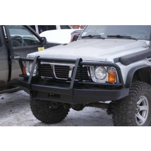 Сафари 4х4 силовой передний бампер на Nissan Patrol (Safari) Y60