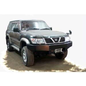 Силовой бампер на Nissan Patrol (Safari) Y61 передний облегченный